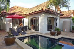 Holiday Villas Pattaya for Rent / Private Swimming Pool